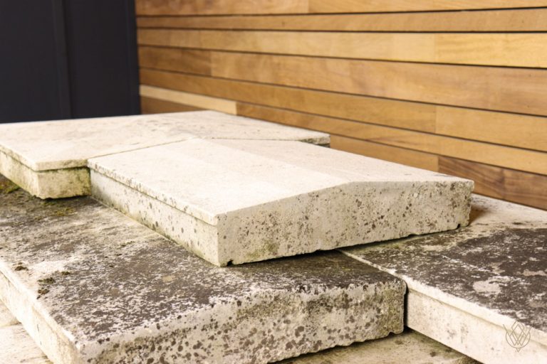 47ft Portland Stone Triangle Coping Stones inc Pier Cap WillMow