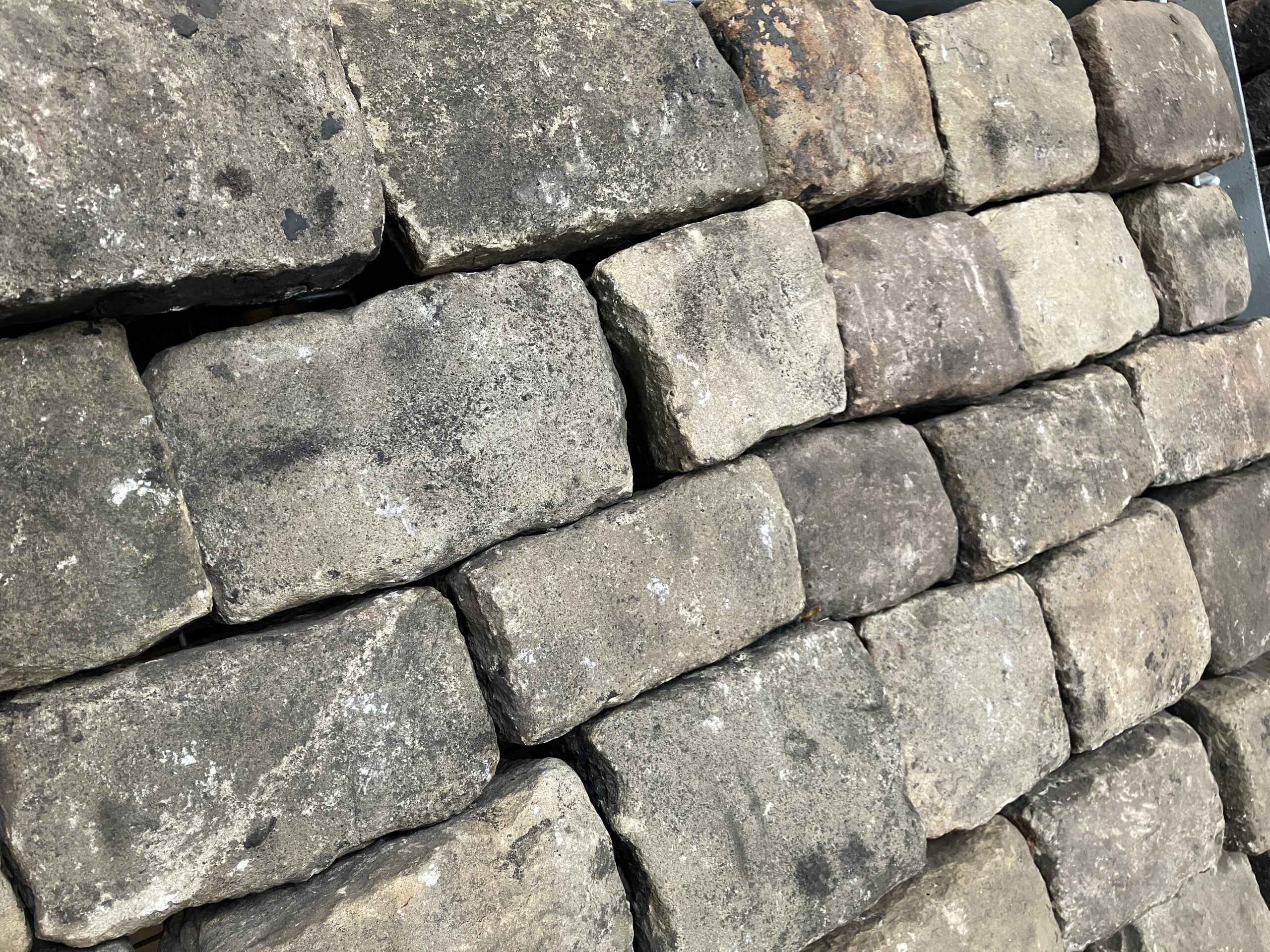 Reclaimed Gritstone Cobbles - WM10673 - Image 2