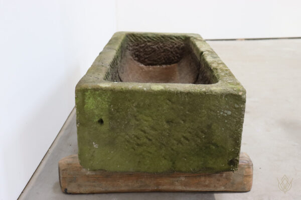 18th Century Sandstone Trough/Planter - WM11320 - Image 7
