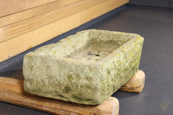 19th Century Sandstone Carved Stone Trough/Planter - WM10598 - Image 6