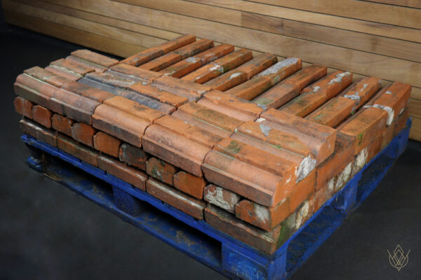 60x Red Terracotta Plinth Outer/String Course Bricks - Image 5