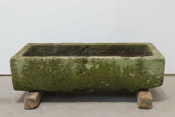 18th Century Sandstone Trough/Planter - WM11320 - Image 9