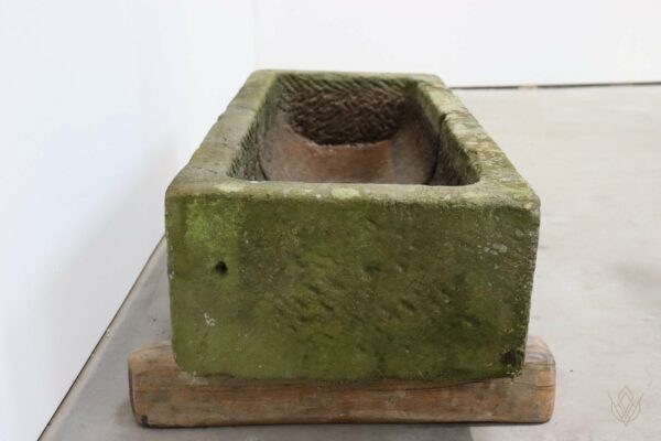 18th Century Sandstone Trough/Planter - WM11320 - Image 14