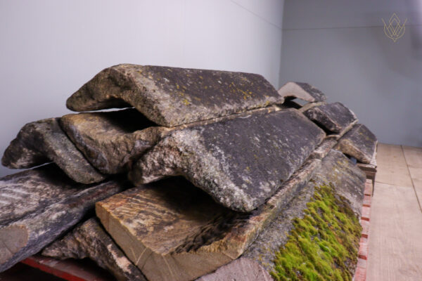 Large Quantity of Gritstone Stone Ridges - WM11616