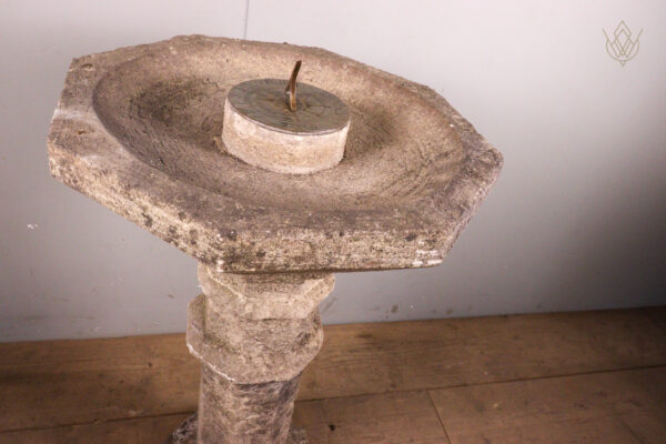 18th Century Limestone Birdbath with Sundial - WM11963 - Image 4