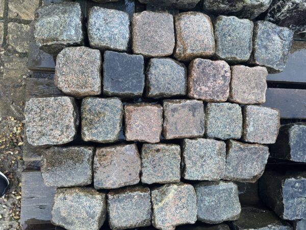 Reclaimed 4"x4" Pink/Grey Granite Cubes - WM11987