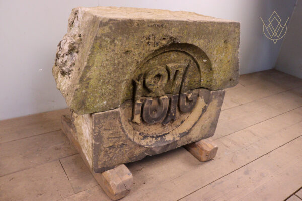Large Victorian Sandstone Carved Stone Datestone - WM12010 - Image 4