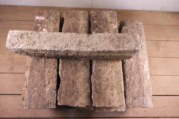 7.2m - 5"x10" Radius Granite Kerbs - WM12050 - Image 6
