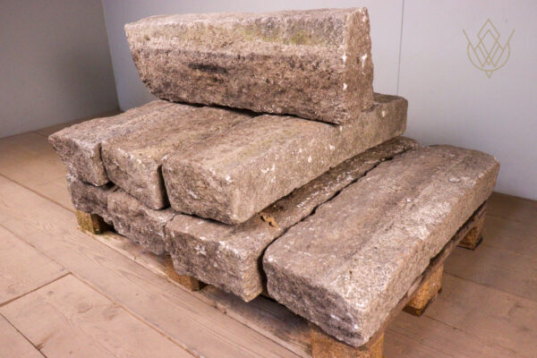 7.2m - 5"x10" Radius Granite Kerbs - WM12050 - Image 2