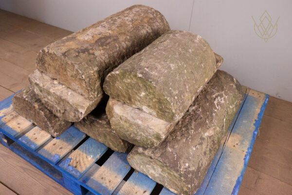 13.9ft - 12" x 5.5" Reclaimed Round Top Coping Stones - WM12054 - Image 6