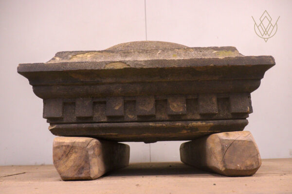 19th Century Ornate Stone Pier Cap/Finial - WM12055 - Image 7