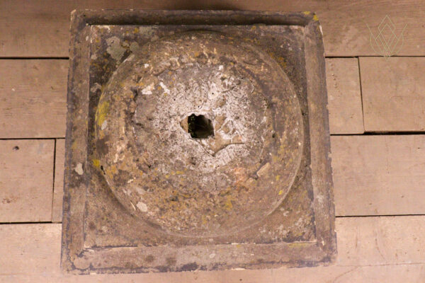 19th Century Ornate Stone Pier Cap/Finial - WM12055 - Image 2