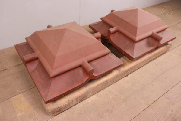 Pair of Victorian Red Terracotta Ornate Pier Caps - WM12056 - Image 4