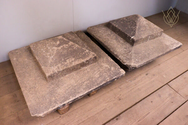 Large Pair of 19th Century Pyramid Stone Pier Caps - WM12061 - Image 5