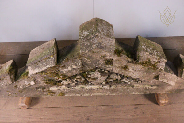 19th Century Castlelated Stone Coat of Arms Header - WM12070 - Image 2