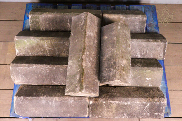 17.8ft - 9" x 4.5" 19th Century Triangle Sandstone Coping Stones - WM12071 - Image 4