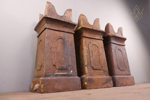 Set of 3 Victorian Bishop Chimney Pots - WM12075 - Image 4