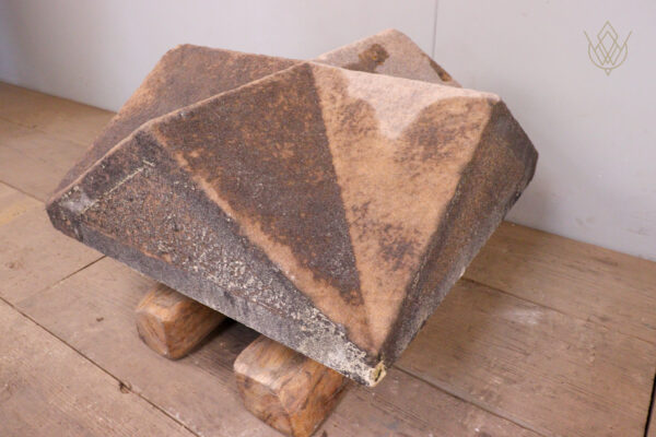 Carved Stone Victorian Sandstone Pier Cap - WM12101