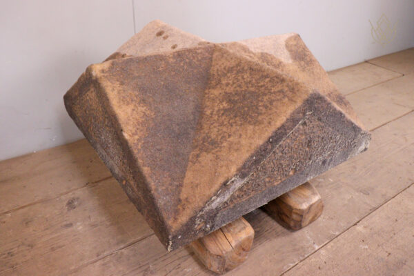Carved Stone Victorian Sandstone Pier Cap - WM12101 - Image 8