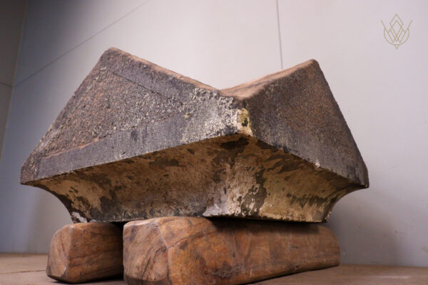 Carved Stone Victorian Sandstone Pier Cap - WM12101 - Image 5