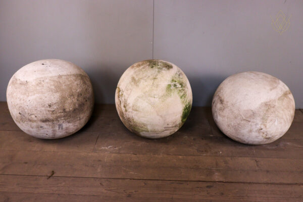 Set of 3 Carved Stone 19th Century Limestone Balls - WM12104 - Image 8