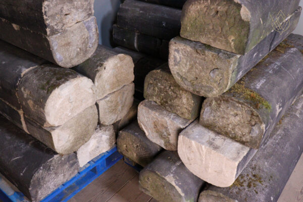 10" x 6" - 19th Century Round Top Sandstone Coping Stones - WM12107 - Image 5