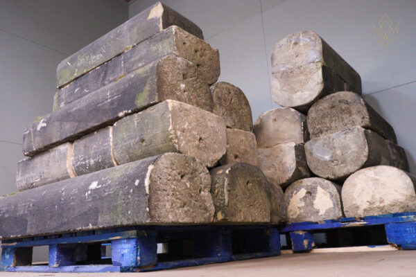 10" x 6" - 19th Century Round Top Sandstone Coping Stones - WM12107 - Image 3