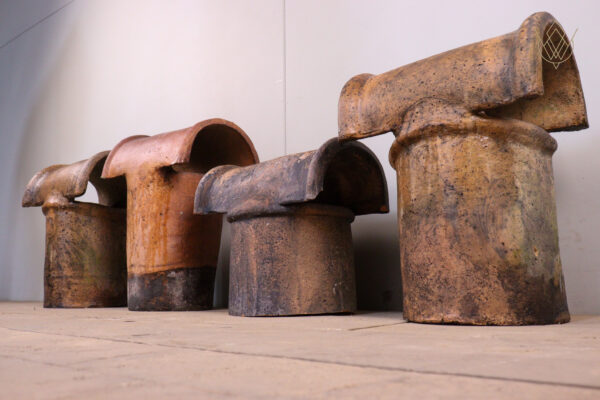 19th Century Clay Half Round Hood Top Chimney Pot Tops - WM12109 - Image 2