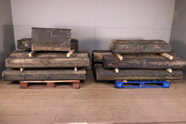 17m - Large Reclaimed Stone Plinth Course/Kerb Edging - WM12110 - Image 4