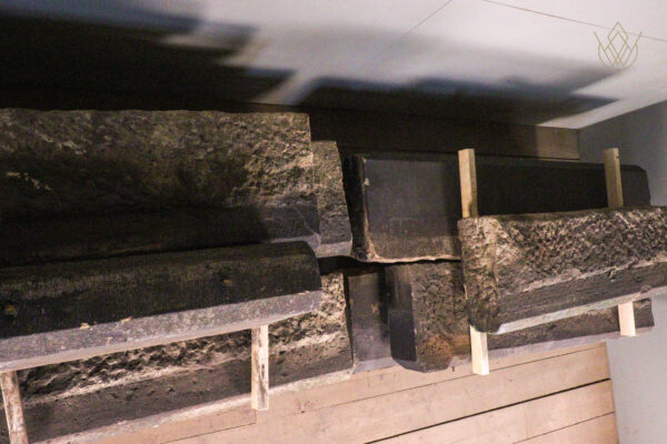 17m - Large Reclaimed Stone Plinth Course/Kerb Edging - WM12110 - Image 3