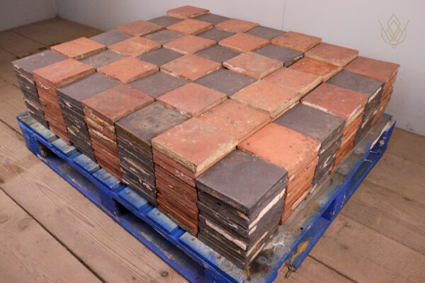 413 - 6"x6" Blue & Red Victorian Quarry Tiles - WM12116