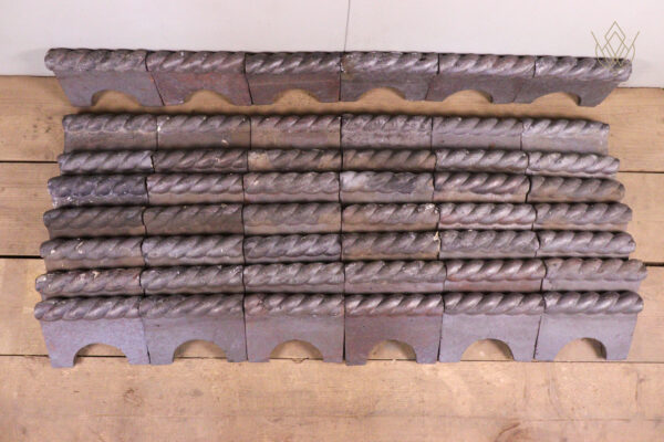 48x Staffordshire Blue Rope Top Edgings - WM12118 - Image 2