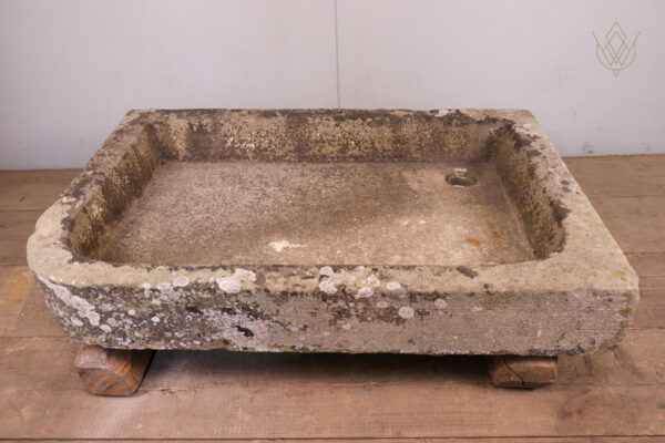 19th Century Sandstone Carved Stone Sink - WM12121 - Image 4