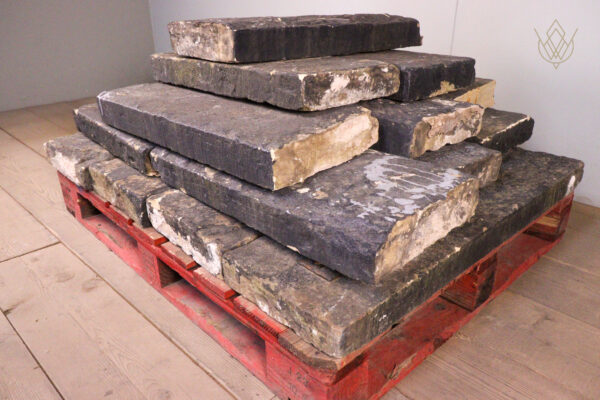 37.6ft - 12"x3.5" Reclaimed Flat Sandstone Coping Stones - WM12134