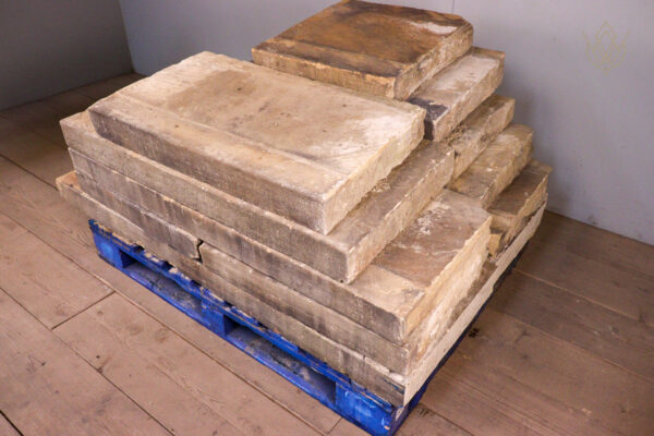 36.1ft - 17"-19" Wide Buff Sandstone Coping Stones/Outer Course - WM12136 - Image 8