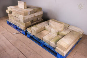 29m - Yorkstone 8" x 4" Edging Kerbs inc Radius - WM12137