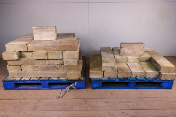 29m - Yorkstone 8" x 4" Edging Kerbs inc Radius - WM12137 - Image 10