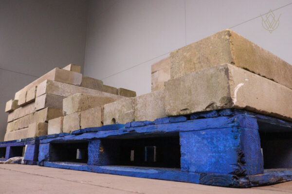 29m - Yorkstone 8" x 4" Edging Kerbs inc Radius - WM12137 - Image 3