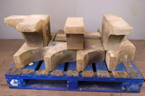 11x Victorian Sandstone Corbel Stones - WM12139 - Image 8