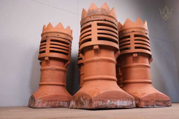 Set of 5 Red Terracotta 3 Piece Chimney Pots - WM12147 - Image 3