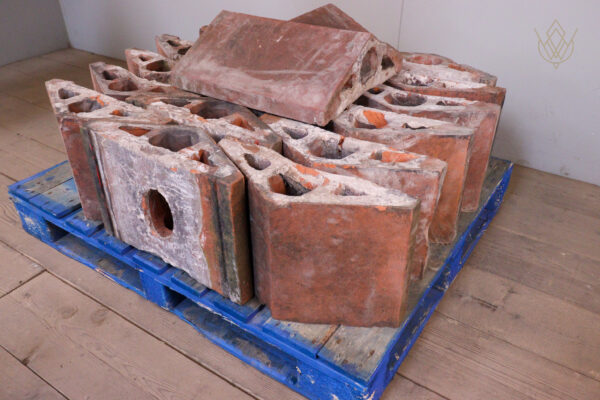18x Large Victorian 18" x 6" Red Terracotta Copings - WM12148 - Image 6
