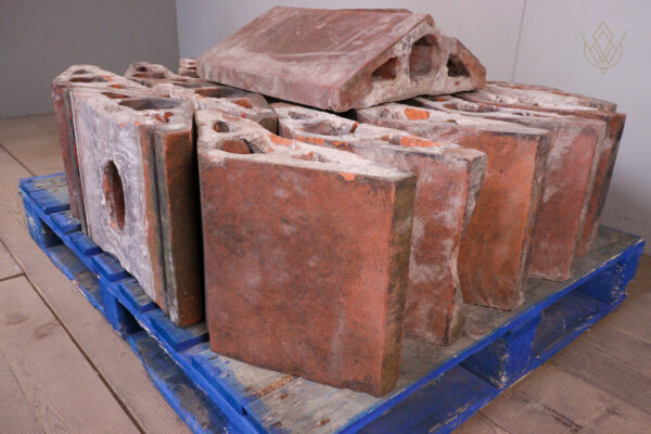 18x Large Victorian 18" x 6" Red Terracotta Copings - WM12148 - Image 3