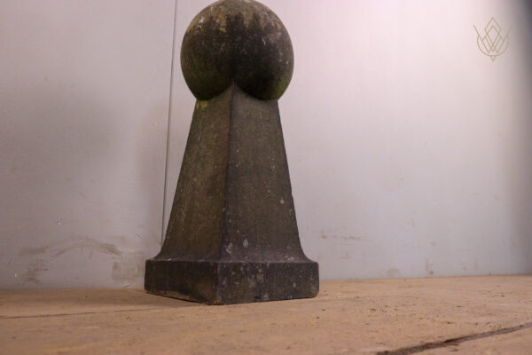 19th Century Stone Ball Finial/Pier Cap - WM12149 - Image 5