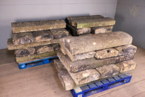 115ft - 16" x 5.75" 19th Century Reclaimed Round Top Coping Stones - WM12151