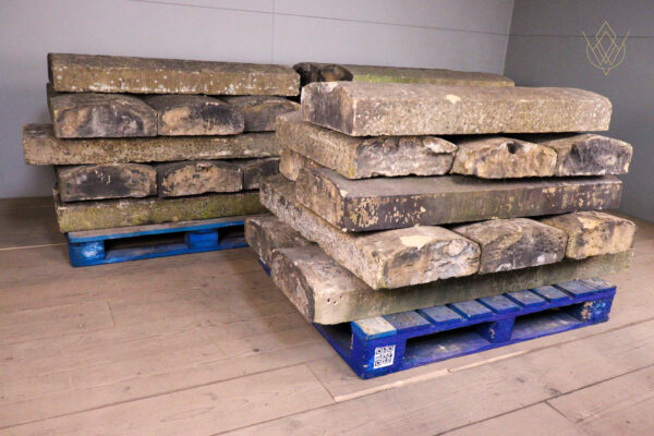 115ft - 16" x 5.75" 19th Century Reclaimed Round Top Coping Stones - WM12151 - Image 5