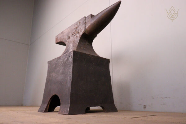 Vintage 87 Kilos Blacksmiths Anvil on Stand - WM12153 - Image 9