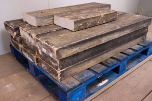 36.5ft - Reclaimed 11" x 3" Flat Sandstone Coping Stones - WM12156