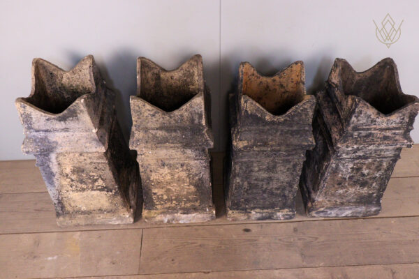 Set of Four Buff Terracotta Chimney Pots - WM12163 - Image 6