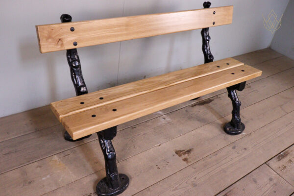 Refurbished 19th Century Log Effect Railway Bench with Oak Lats - WM12173 - Image 5