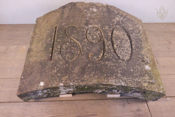 Large Victorian Carved Stone Date Stone '1890' - WM12189 - Image 8